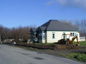 Front fence construction